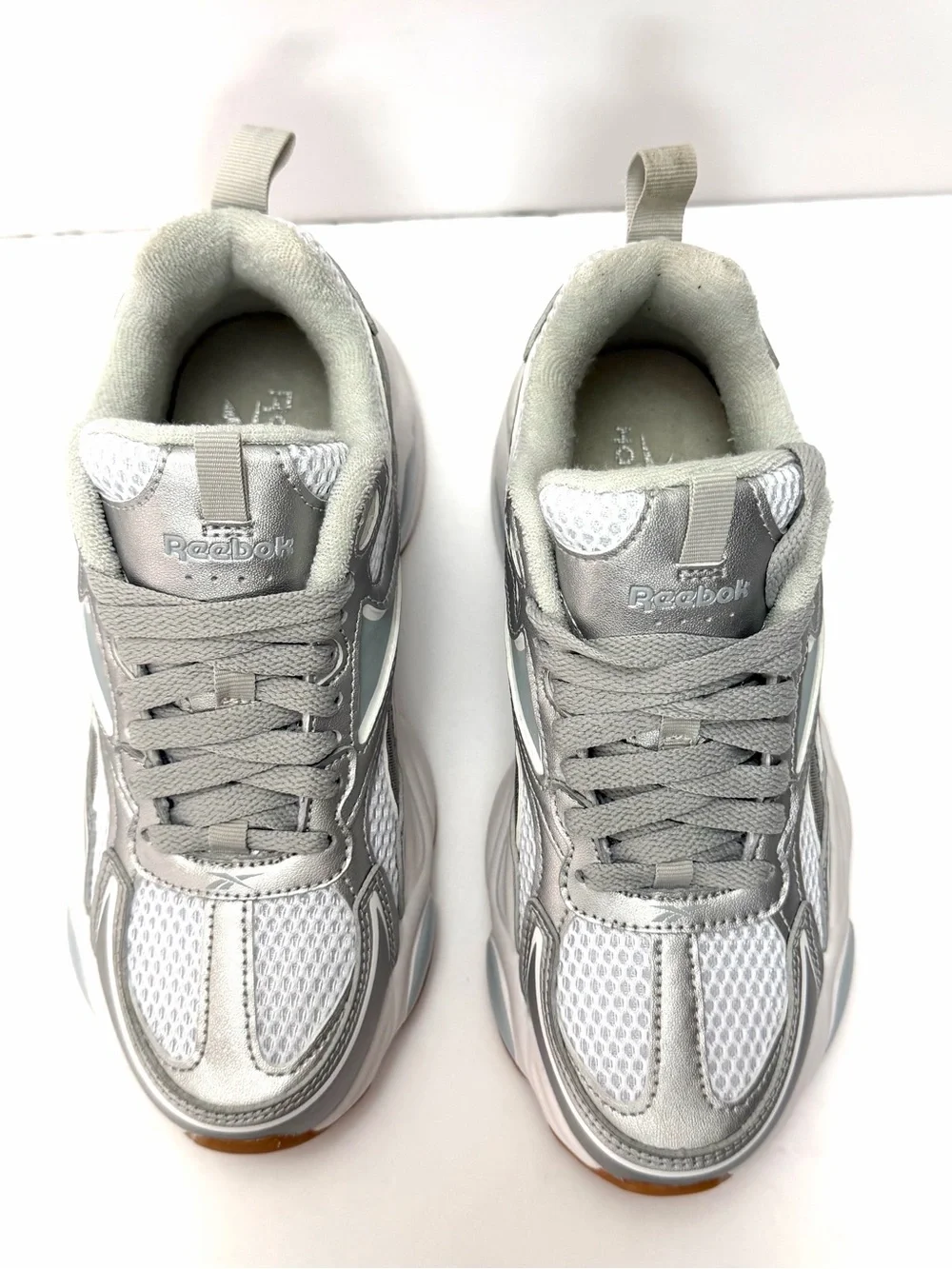 Reebok Women's Mesh Lace-Up Low Top Sneakers Silver/Gray/White